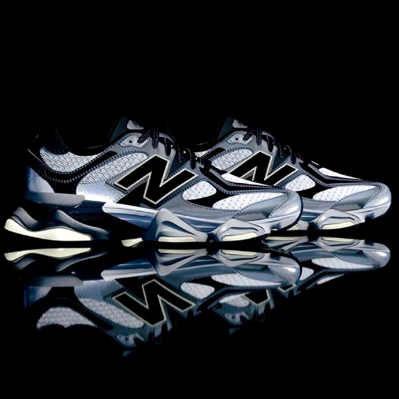 New Balance Shoes - 🪙📎 NEW BALANCE 9060 METALLIC SILVER GLOW IN THE DARK 🪙📎
